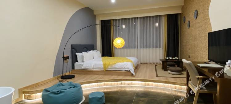 华蓥四君云栖名宿酒店图片