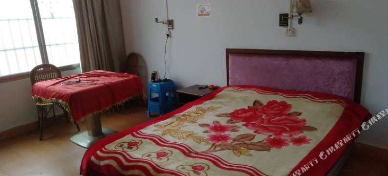 新天缘宾馆(大余车站店)图片