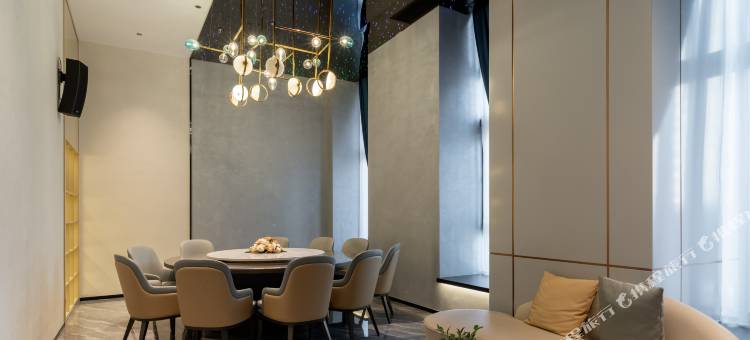 宜宾瑞柏俪国际酒店(宜宾西站原著荟店)图片