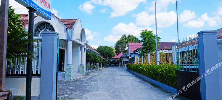 首都O 91046 马桑巴丽人酒店(Collection O 91046 Hotel Remaja Indah Masamba)图片