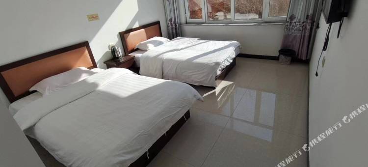 乌兰布统苏木久久假日宾馆(赤峰克什克腾旗乌兰布统草原景区店)图片