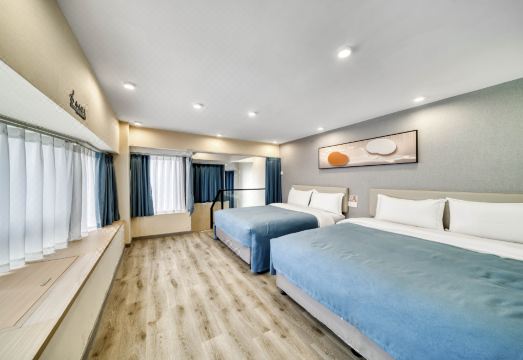 Jinghu Inn (Shaoxing Yangjiang West Road Gymnasium)Hotel Overview