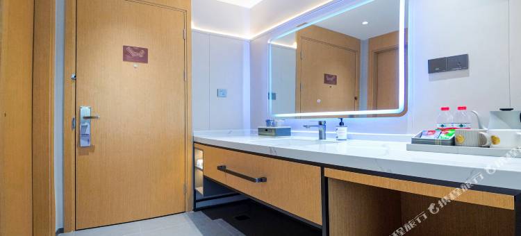 如家精选酒店(咸宁银泉大道同惠广场店)图片