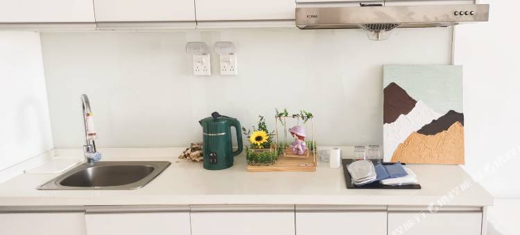 青岛山海寓民宿(融创茂店)图片