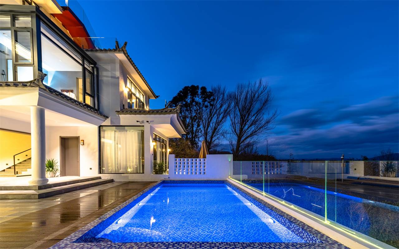 花筑·观湖雅筑·山海转角Villa泳池度假海岸美墅(洱海廊桥店)图片