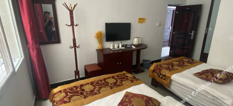 楚雄尚八方宾馆(彝人古镇店)图片