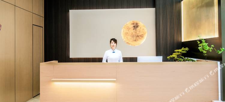 平昌柒贤酒店(信义大道店)图片