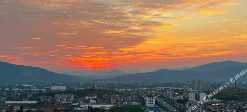云漫民宿(兴国翡翠广场店)图片