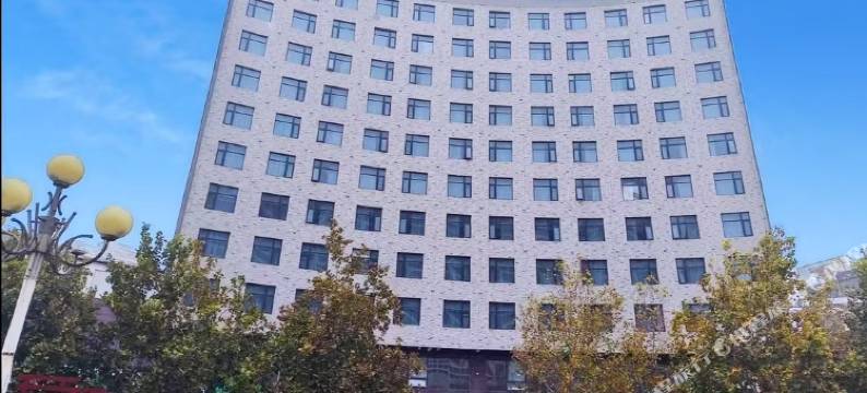 辉县尚泉臻品酒店(李时珍像店)图片