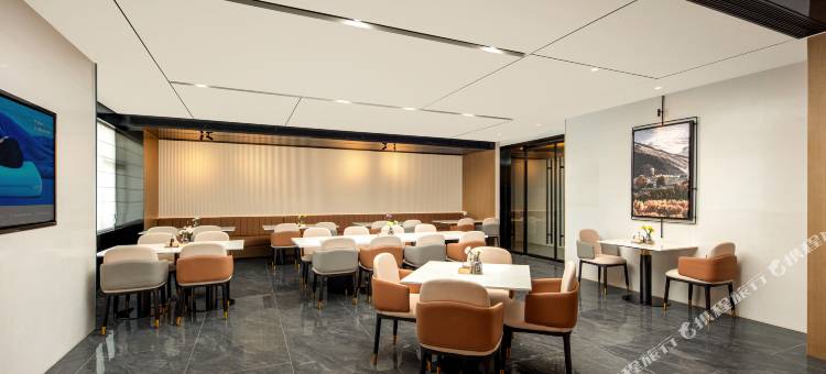 乌鲁木齐市南湖西虹东路亚朵酒店图片