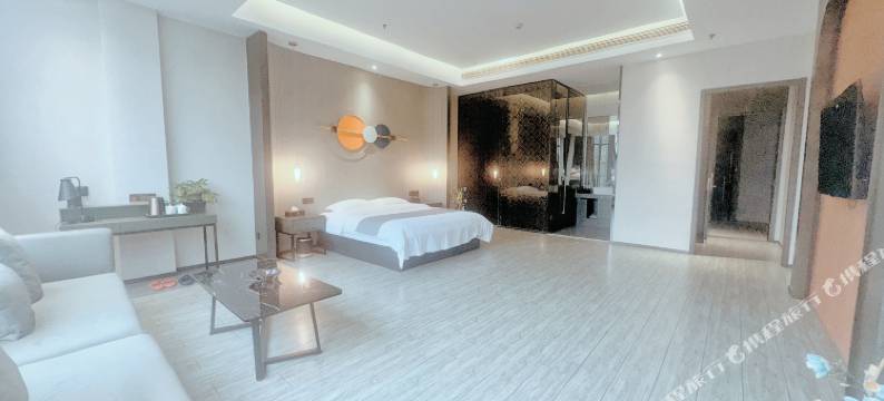 名人酒店(栾川县老君山景区店)图片