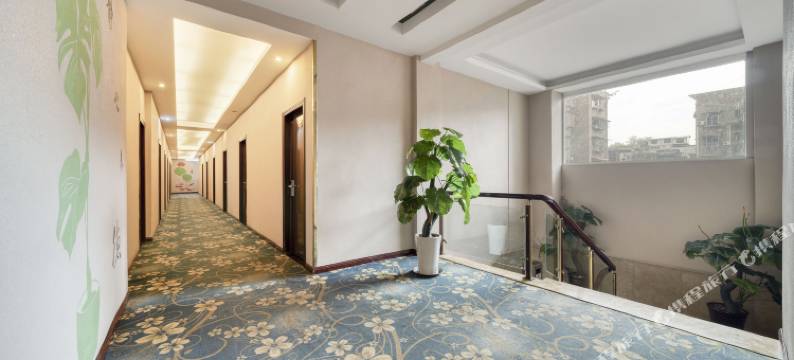 赛特商务宾馆(大观楼合江门码头店)图片