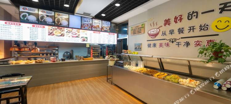 倾国倾城酒店(阿克苏天百时尚购物中心店)图片