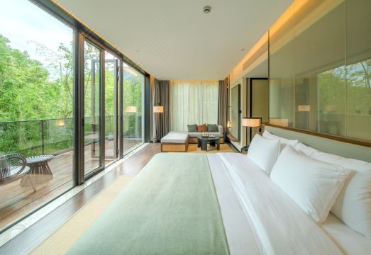 Found Retreat Jiande Hangzhou Hotel Overview