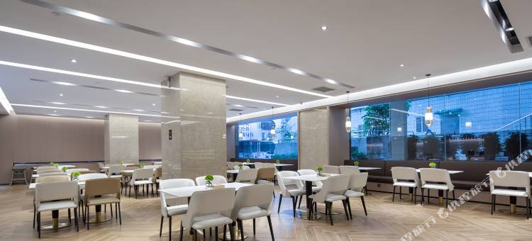 金皇冠柏曼酒店(柳州五星步行街店)图片