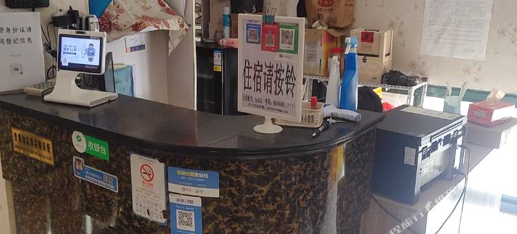 青岛秋林假日宾馆图片