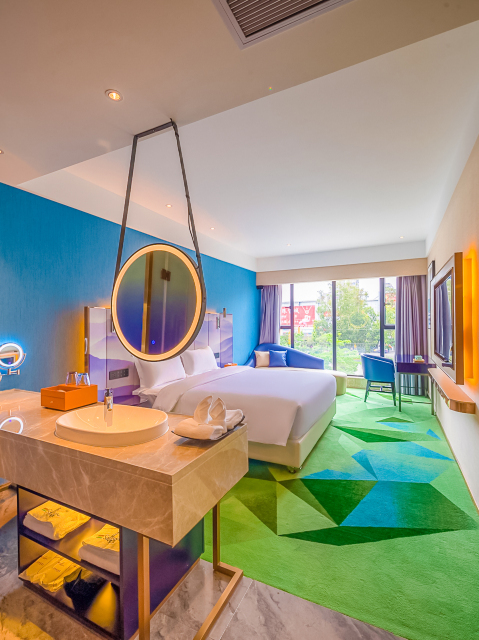 Xinghui Hotel (Huaiji County Commercial Pedestrian Street • High Speed Railway Station) Over view