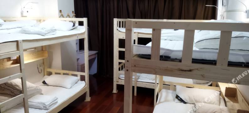 关于你的风景青年旅舍(广西大学地铁站店)图片