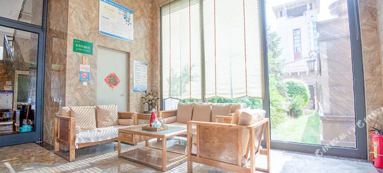 呼和浩特青城客栈(锡林公园五里营地铁站店)图片