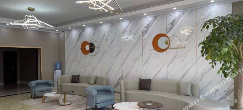 格莱美大酒店(阿坝职业技术学院店)图片