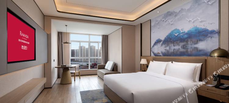 西安浐灞中铁建华美达酒店图片