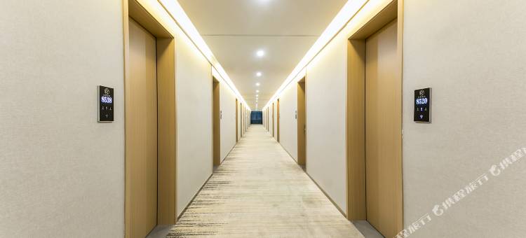 艺龙安云酒店(南通先锋金融街店)图片