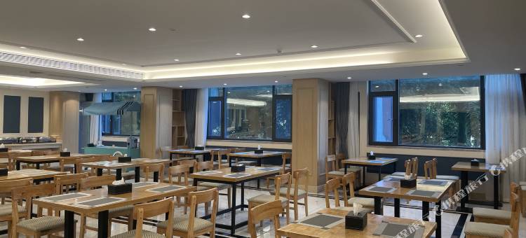 维也纳酒店(蒙自州府广场店)图片