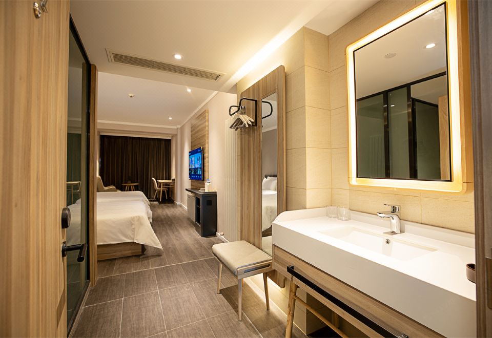 HanTing Hotel (Xinxiang Huixian) Hotel Overview