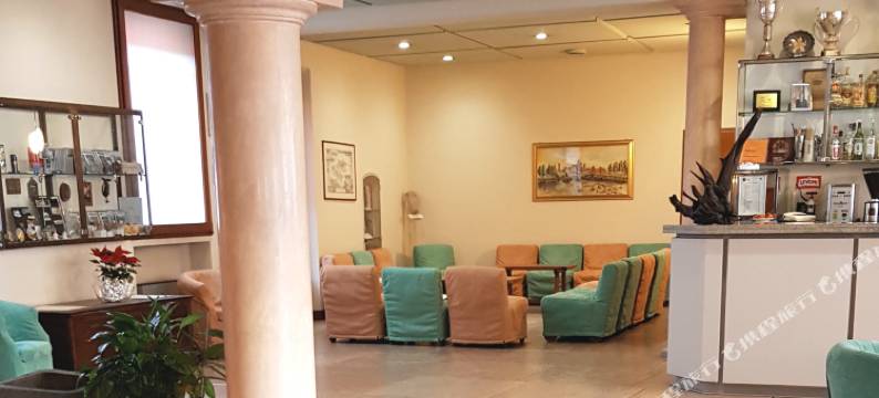 艾尔伯格比安奇斯塔奇欧内酒店(Albergo Bianchi Stazione)图片