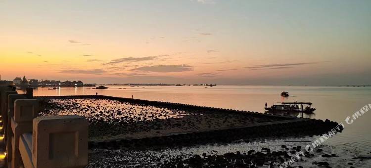 斯维登家蜓酒店公寓(北海老街澜亭天际店)图片