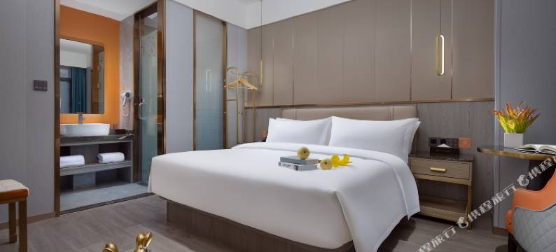 富临云端酒店(深圳坪山比亚迪沙壆地铁站店)图片