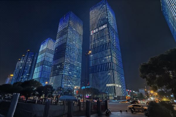 长沙郡曼百侣酒店(五一广场ifs国金中心店)预订价格,联系电话位置地址