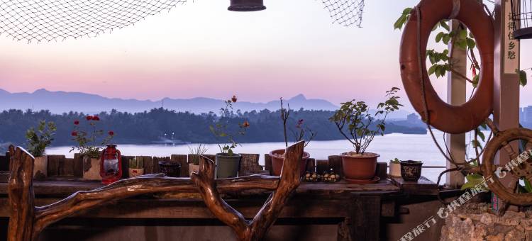 花筑·琼海溪宅酒店(万泉河景区店)图片