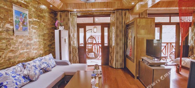 西双版纳安雨客栈(告庄店星光夜市店)图片