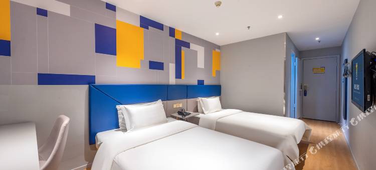 7天酒店(广州百信广场新市墟地铁站店)图片