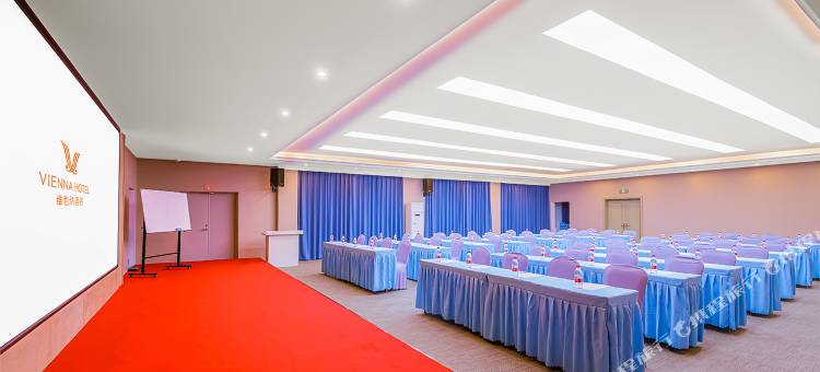 维也纳酒店(文山州一中西华公园店)图片