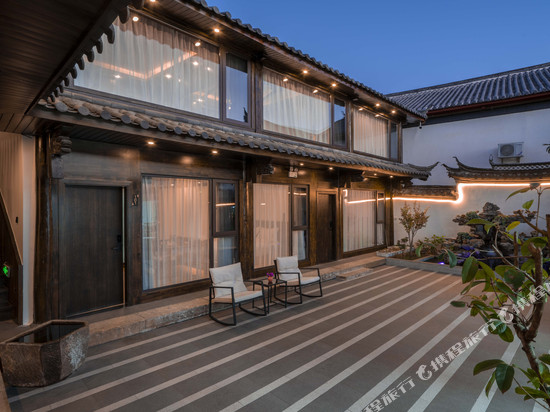 晚居度假庭院(丽江木府店)
