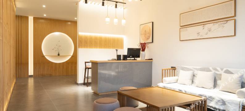 花海山间民宿(鸡足山店)图片