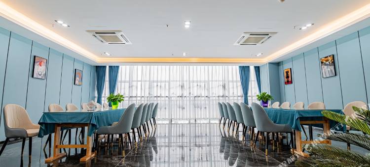 格林东方酒店(吉木萨尔准东经济技术开发区五彩新城店)图片