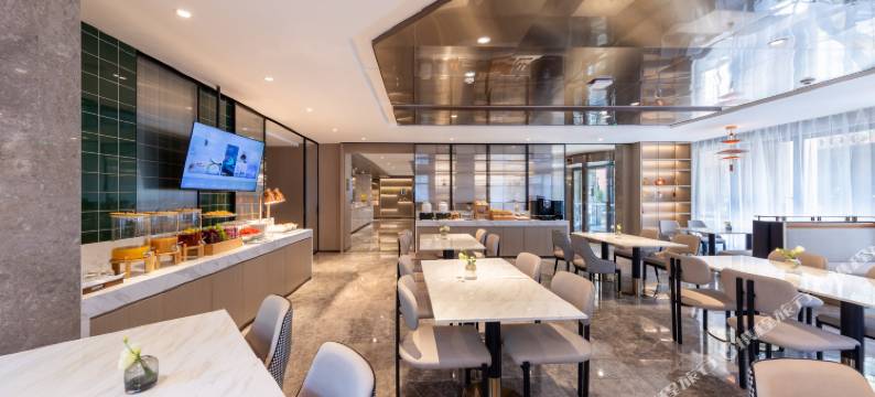 长沙五一广场曙光中路亚朵X酒店图片