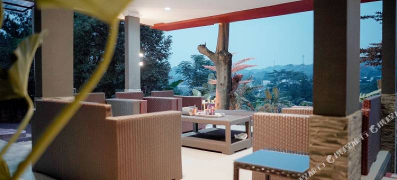 Teras Teduh Warm Pool & Mountain View Villa图片