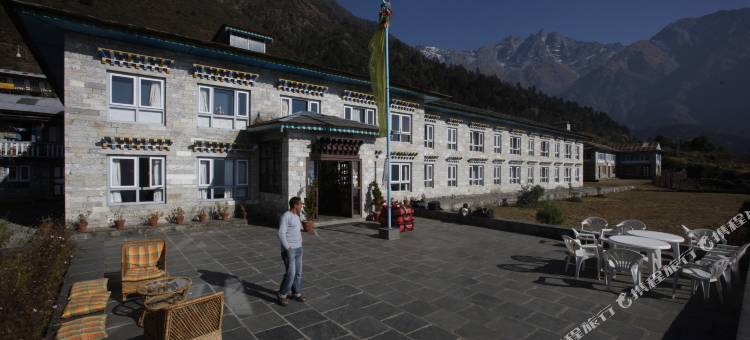 卢卡拉尼泊尔山间小屋(Mountain Lodges of Nepal - Lukla)图片
