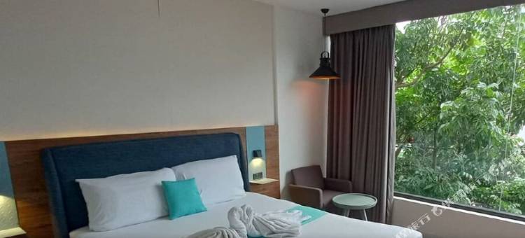 潘索尔安东阁楼设计师度假村(RedDoorz @ Anton's Loft Designer Resort Pansol Calamba Laguna)图片