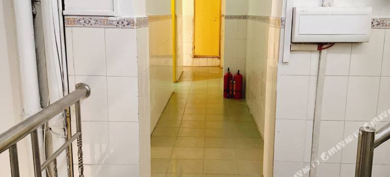 湛江银辉旅社(渔人码头店)图片