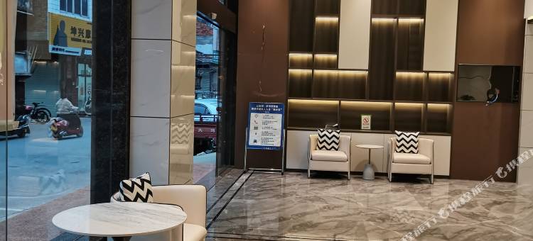 雅美途酒店(贵港平南县政府中心购物广场店)图片