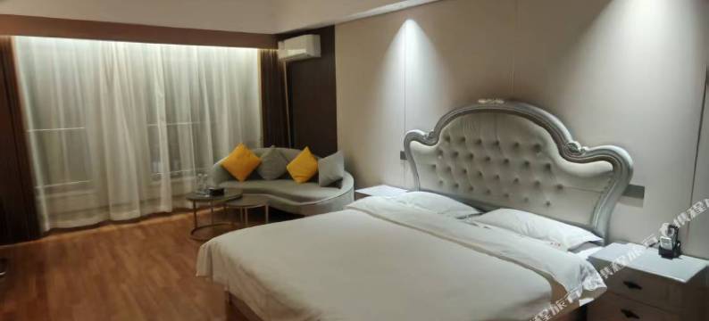 嘉利家酒店(宁夏博物馆银川金凤万达广场店)图片