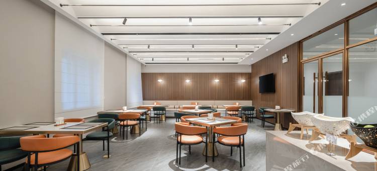 莫林锦尚酒店(南宁朝阳广场地铁站三街两巷店)图片