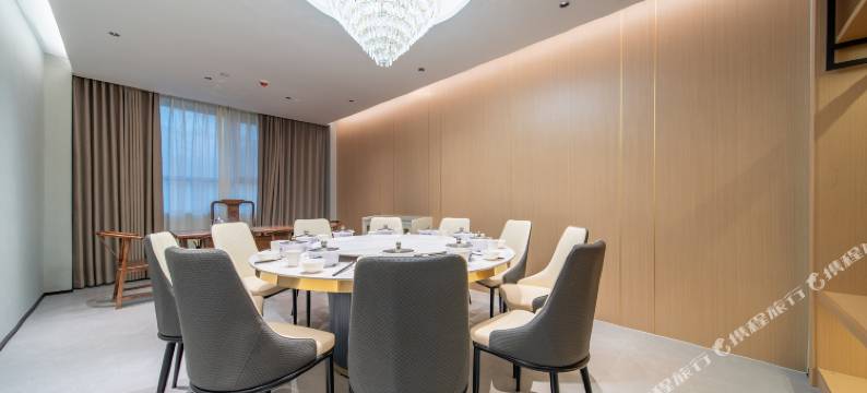 花美时酒店(塔什库尔干奇石广场店)图片