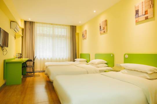 合泰.海友酒店(丹东宽甸集贤花园店)