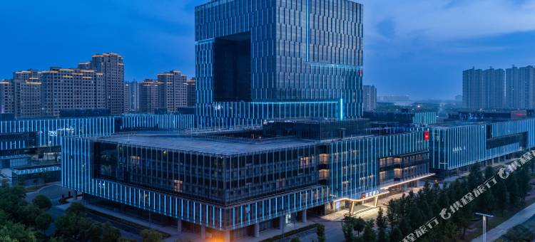 靖江金融中心Radisson RED丽芮酒店图片